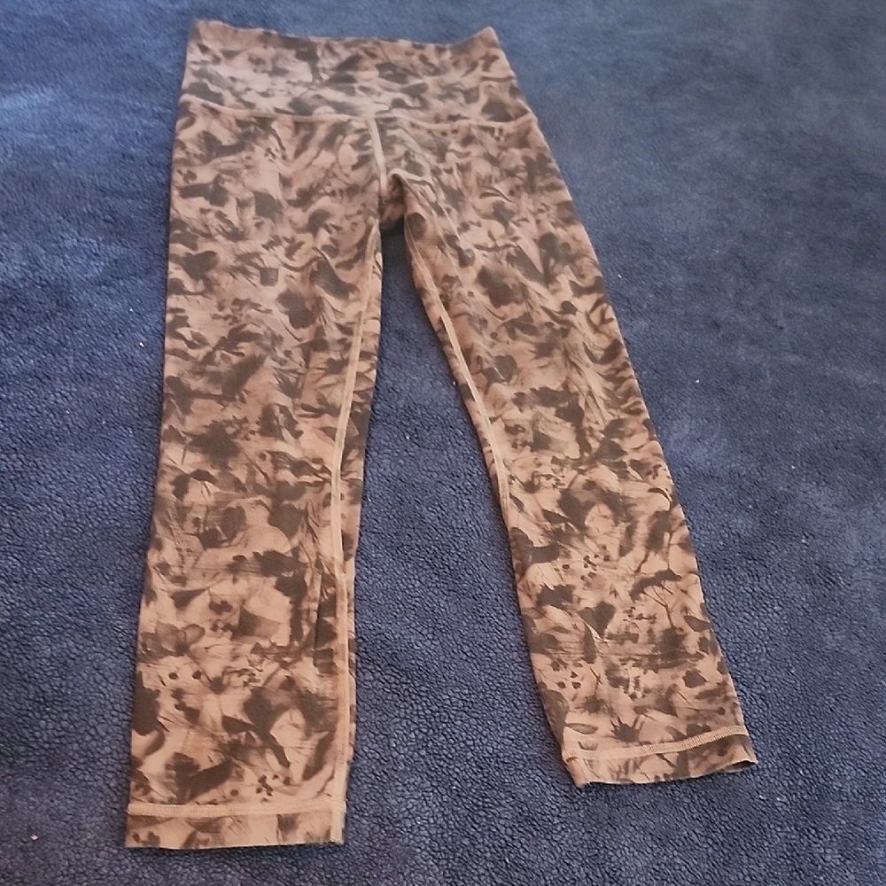 Lululemon Athletica Dark Brown Patterned Leggings